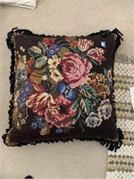 TAPESTRY FLORAL THROW PILLOW