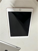 iPad 9.7 6th gen APPLE