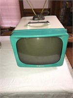 Vintage GE Portable TV