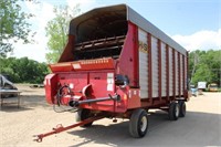 H&S 20Ft Forage Box on H&S 28,000Lbs Running Gear