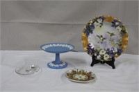 Wedgwood pedestal dish, 6 X 3.5"H, Crown Jewels
