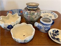 Vintage Ceramic Pieces Lot