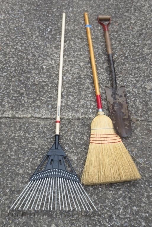 Leaf rake, broom, spade