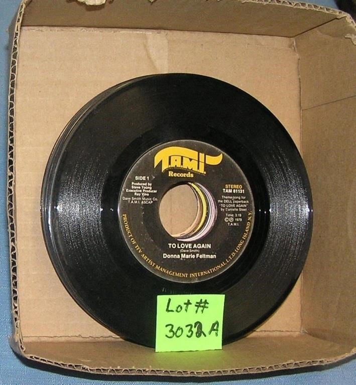 Mixed group of vintage 45 RPM records