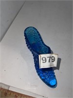 blue Fenton cat shoe