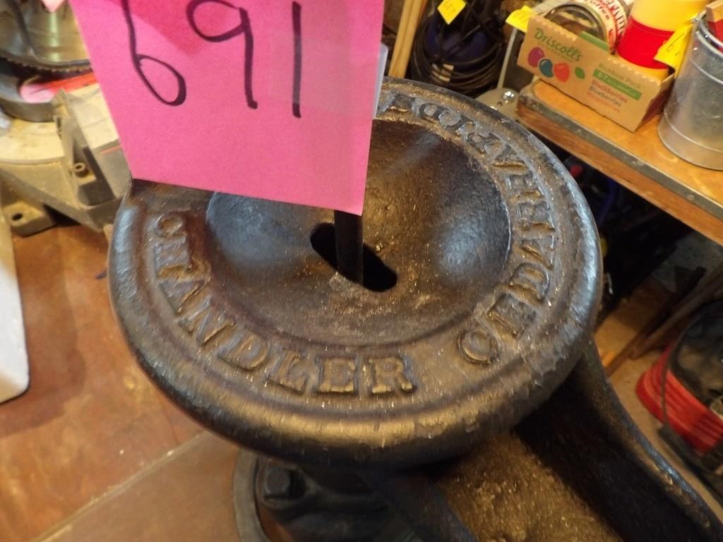 Cast iron cistern pump Chandler Cedar Rapids Ia