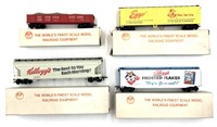 (4) AHM HO Scale Advertisement Train Cars with Box