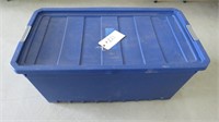 1 EXTRA LARGE STORAGE TOTE WITH LID