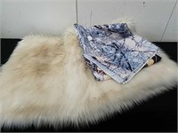 19x64-in faux fur Runner and a  tapestry 10 ft
