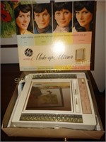 Vintage GE Light up makeup mirror in original box