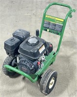 (M) John Deere Pressure Washer w/ Honda GX200