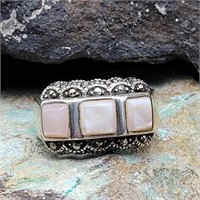 925 SILVER PINK MOTHER OF PEARL RING SZ 8
MARKED
