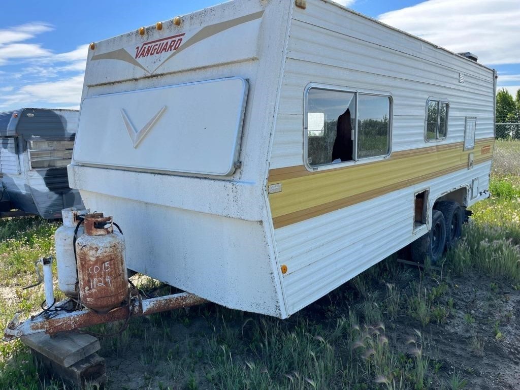 1979 VANGUARD 23' TRAVEL TRAILER MODEL T235L