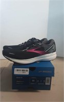 Brooks "Ghost 14" Womens Shoes-Size 11