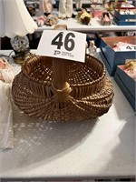Antique Egg Basket (R1)
