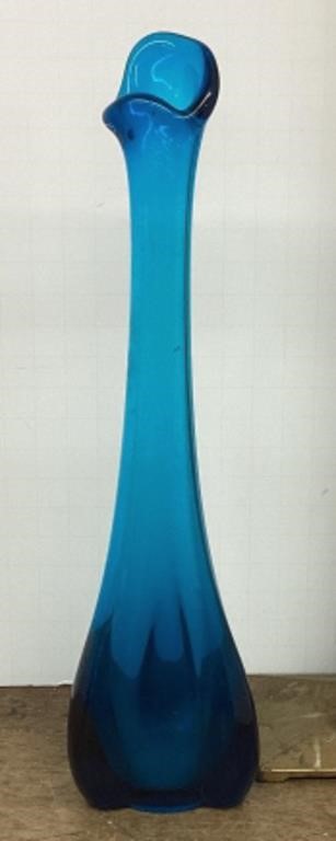 10" Viking Glass blue swung vase