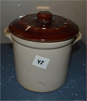 small antique Crock crack in lid