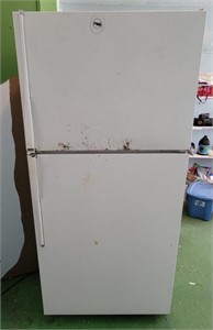 Hotpoint Refrigerator/Freezer (working)