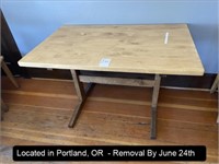 30"X48" WOOD TABLE W/WOOD LEGS (LOCATED ON THE