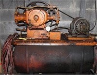 United States Air Compressor Co 2 cylinder 2 stage