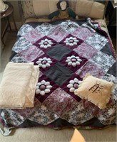FULL SZ. QUILT HAND CRAFTED, BLANKET AND PILLOW