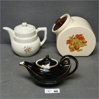 Hall Black Genie Teapot & Drip-O-lator Teapot