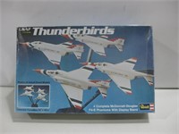 Vtg Revell 1/72 USAF Thunderbirds Model