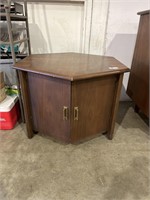 Mid century end stand