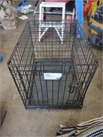 Dog crate 18 in wide 24 in long 21 in tall
