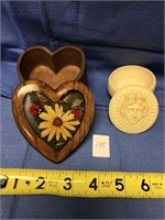 Two small lidded boxes - Heart w/ladybug & Round w