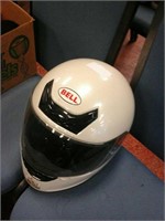 Motorcycle helmet