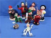 7 pcs incl some Annalee Christmas Dolls