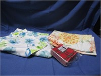 table covers lot