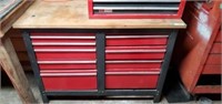 Craftsman Work Bench with 9 Drawers