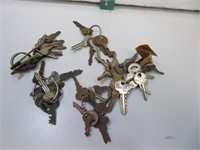 Vintage and Antique Padlock and car keys