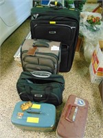 Luggage Lot with 2 Vintage Trunks