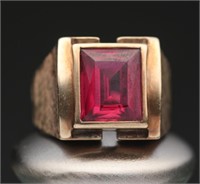 10K Gold Vintage Ring w/ Synthetic Ruby - 9.38g