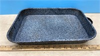 Vintage Graniteware Pan (17"L)