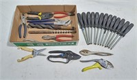 Robertson 10-14 screwdrivers, pliers adjustable