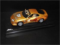 1;18 Fast & Furious Diecast Model Car on Stand