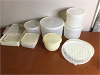 Assorted Clear Tupperware Containers W/Lids
