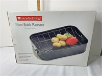 NIB non-stick roaster