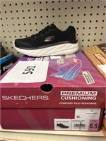Skechers sneaker ladies 6.5