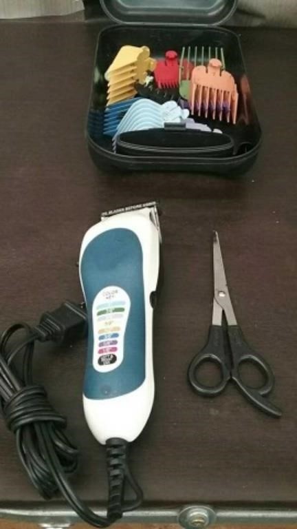 Wahl Color Coded Clippers With Case