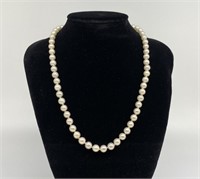 Cultured Pearl Necklace.