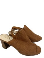 $70  LIZ CLAIBORNE women's heeled shoe size 11