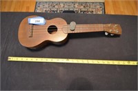 FAVILLA UKULELE