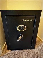 Sentry safe executive safes w code!