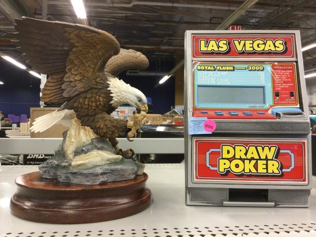 Las Vegas Draw Poker toy machine approx. 11in x