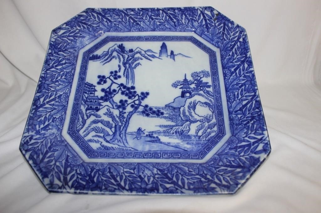 A Japanese Imari/Arita Square Plate